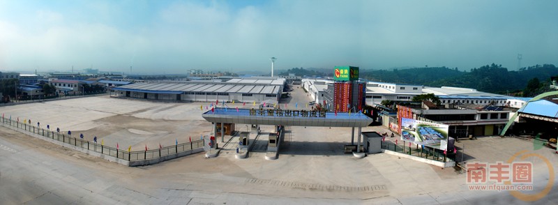 中国果品第一个出口产业园和中国果品第一个出口水陆口岸场景.jpg
