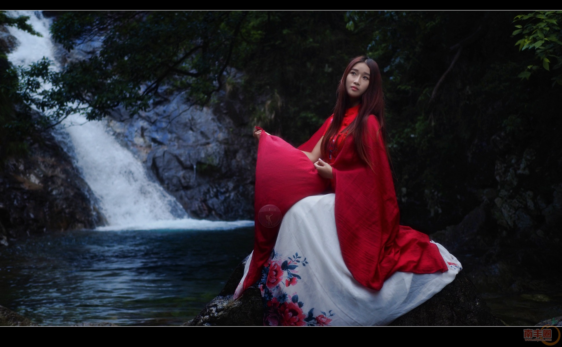 山魅2.jpg