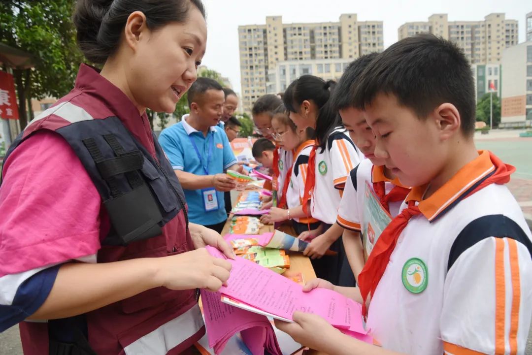 172513mrt60lltc29r1lmt.jpg