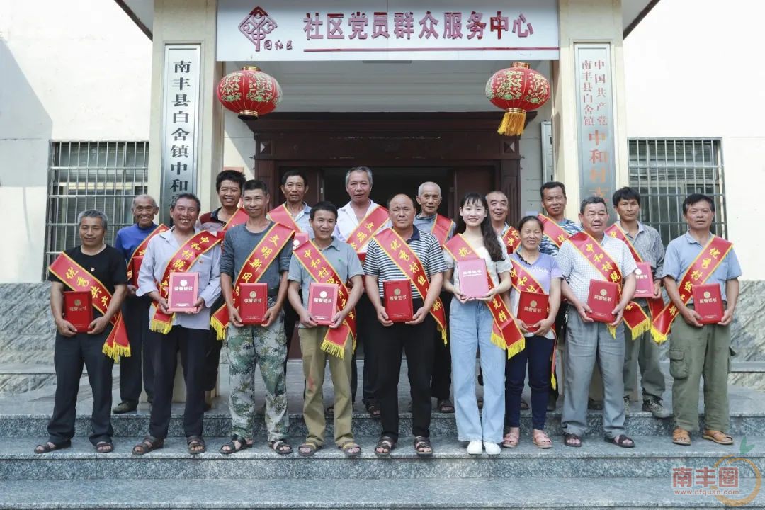 140233qanyyw532zb26a26.jpg