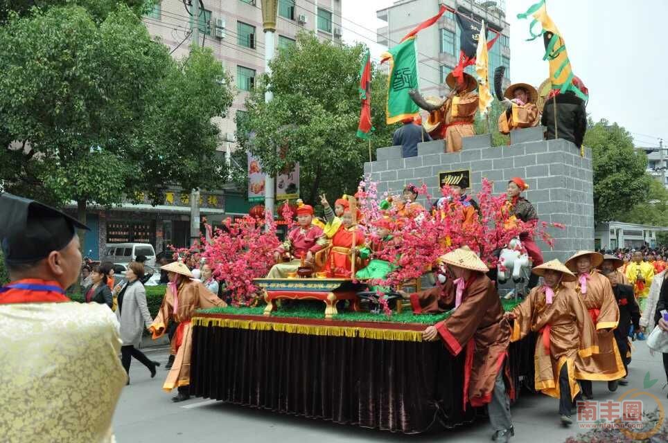 QQ图片20151111100440.jpg