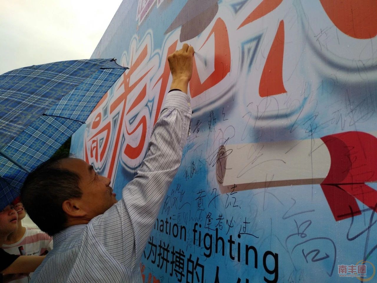 c85fa7a45ef56acc2ebe56f42a426998.jpg
