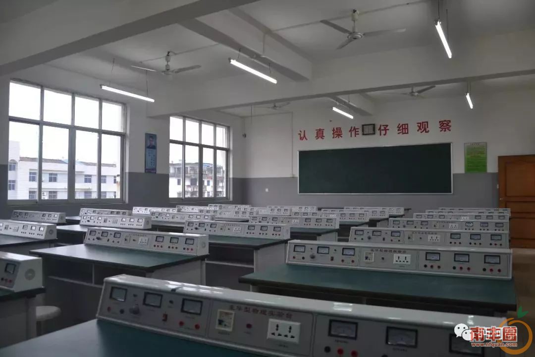 2ce8ab0dbf8d8259efa05599f6e49fba.jpg