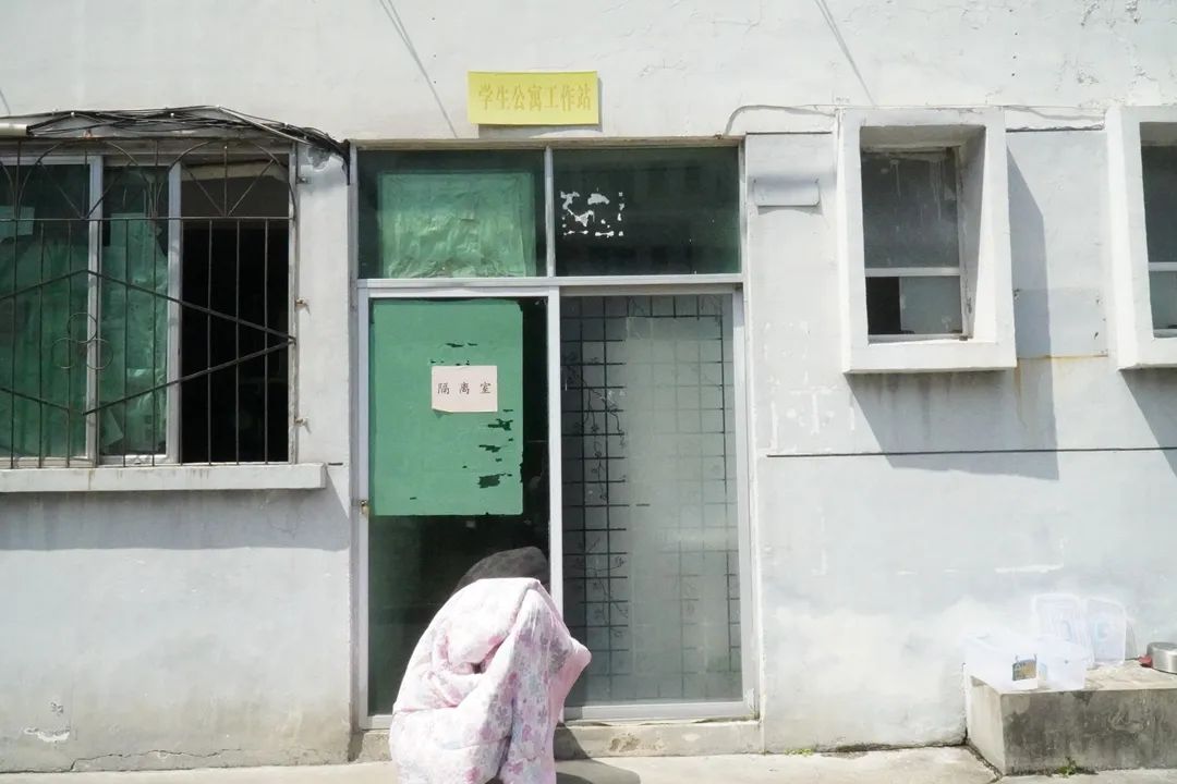 114332n7dwe4jjz87jeedw.jpg